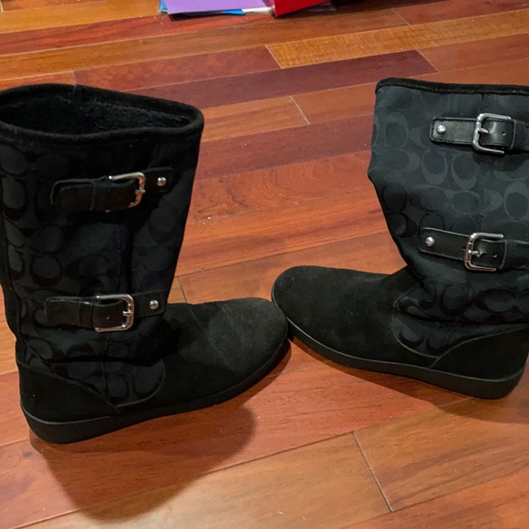 Coach signature buckle boots black size 7 previously owned good condition - Picture 2 of 11
